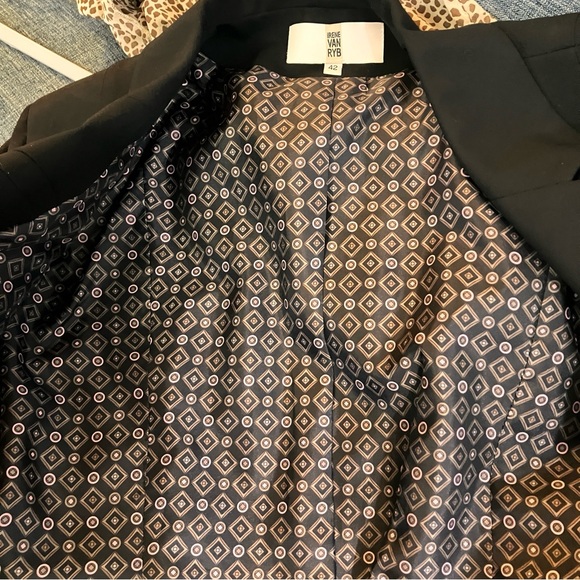 Irene Van Ryb Black Blazer Excellent Condition size 42 Medium - Picture 14 of 15